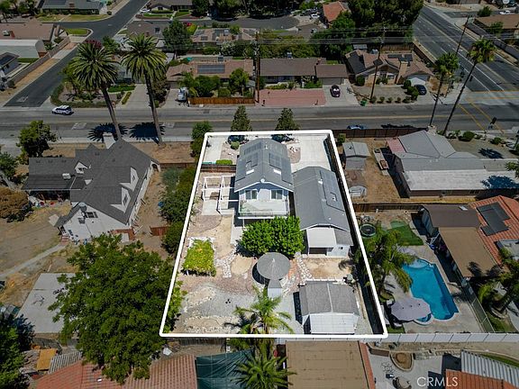3rd image of 41713 Mayberry Ave