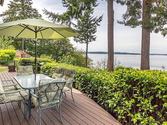 5th image of 2433 Steilacoom Blvd