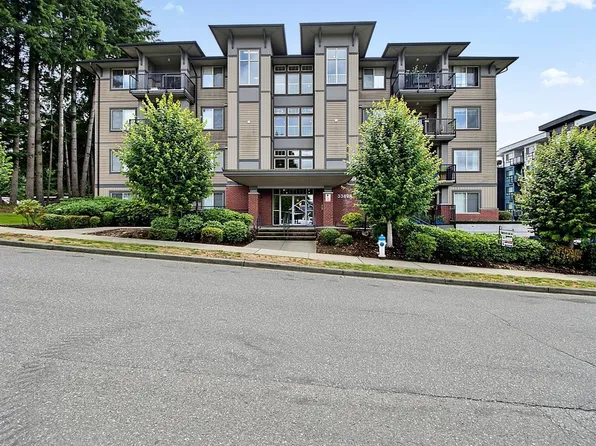 33898 Pine St #404, Abbotsford, BC V2S 2P3