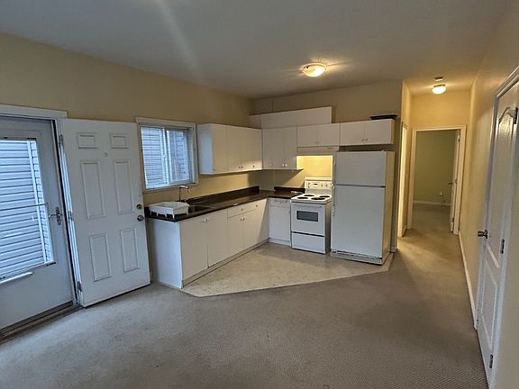 2nd image of 17425 64th Ave