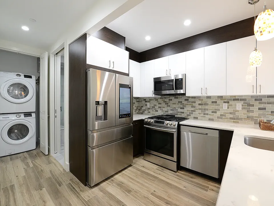 710 Grand St #4R