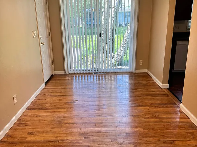 650 Beverly Hills Dr — Photo 13