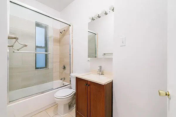 Rented by REAL New York | media 16