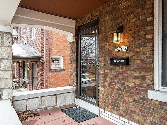 3rd image of 5203 Holly Hills Ave