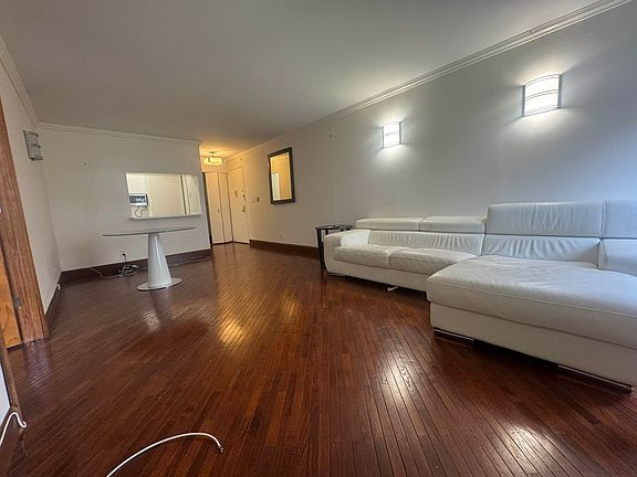 2nd image of 400 E 70th St APT 307