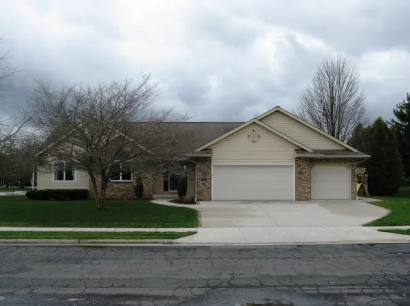 819 Anthony CIRCLE, Oostburg, WI 53070