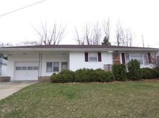 1723 W Ravina Park Rd, Decatur, IL 62526