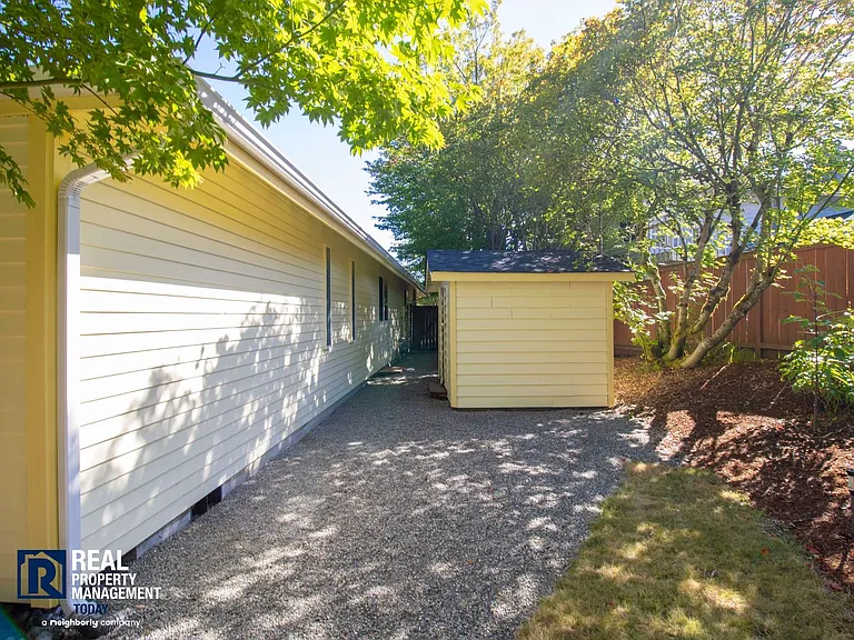 6319 46th Street Ct W — Photo 33