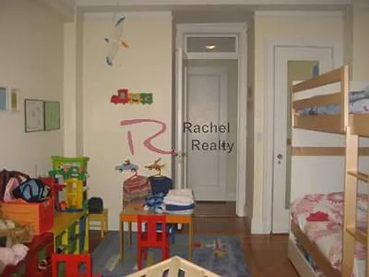 Rented by Rachel Realty | media 8