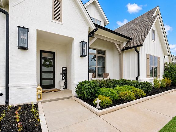 5th image of 3608 Stardust Ln