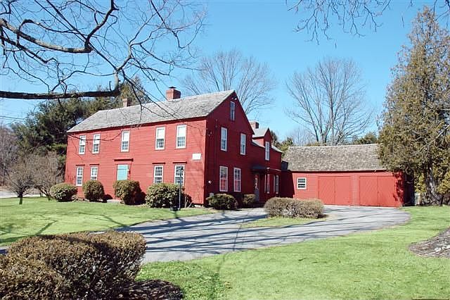 Stately front view