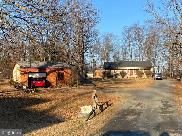 9319 Devlins Grove Pl, Bristow, VA 20136