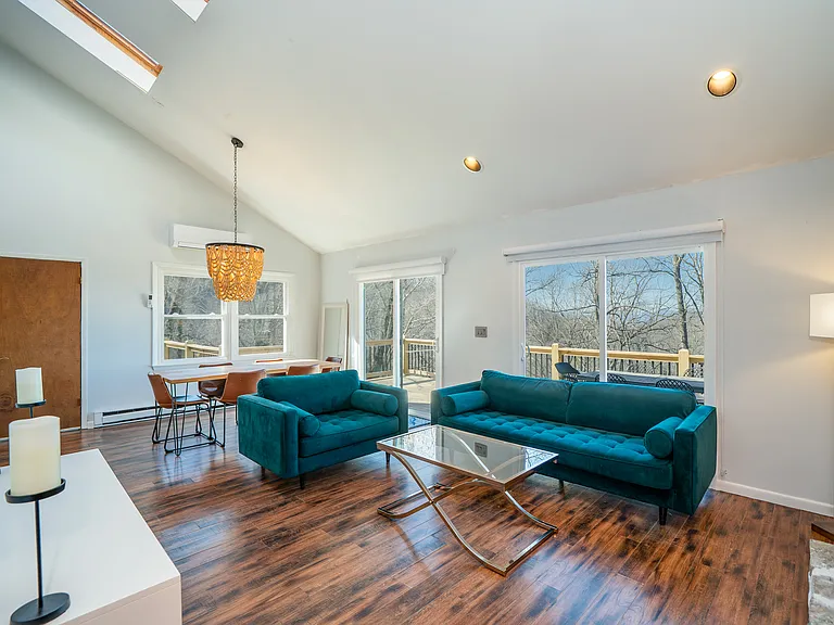 112 Wilderness Dr — Photo 4