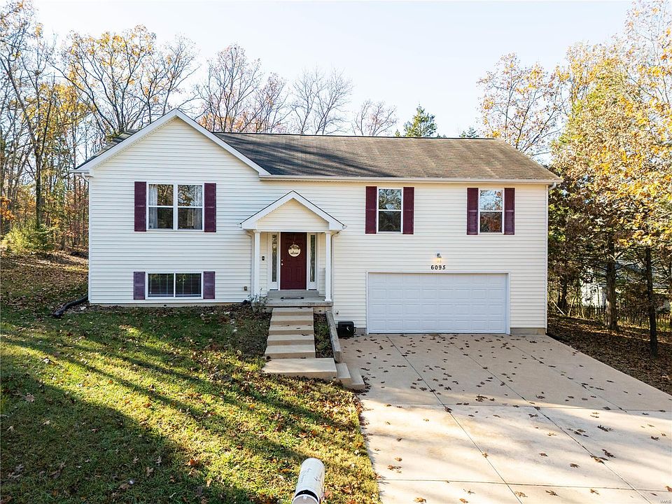 1st image of 6095 Pin Oak Dr