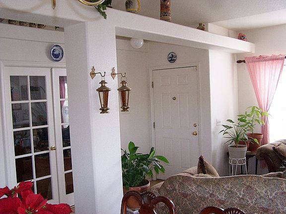 Den French Door & Entrance