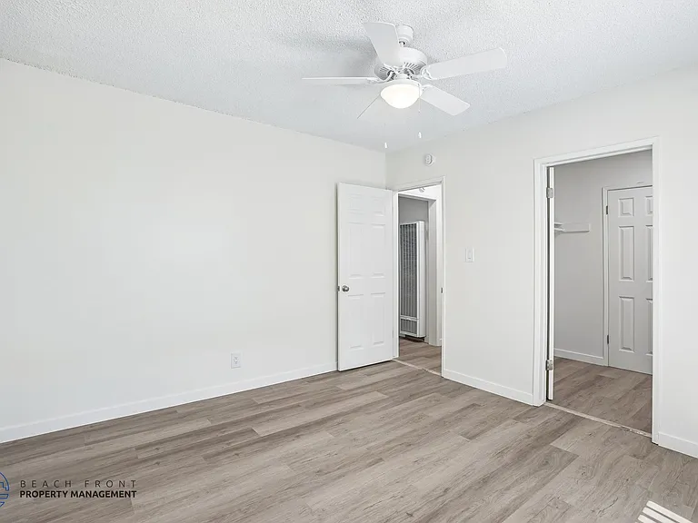 8721 Imperial Hwy. — Photo 39
