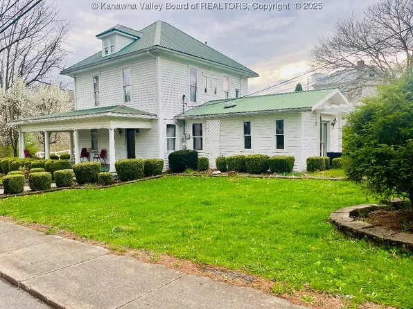 224 Chapman Ave, Spencer, WV 25276