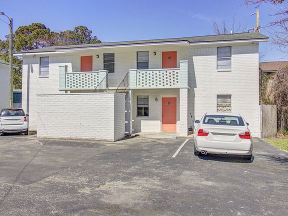 3rd image of 106 Marilyn St APT 20