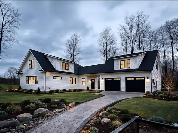 2215 Robinson Rdg, Bellaire, MI 49615