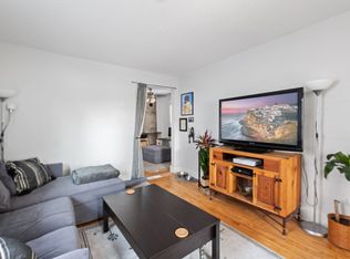 618 Van Buren St NE UNIT 1, Minneapolis, MN 55413