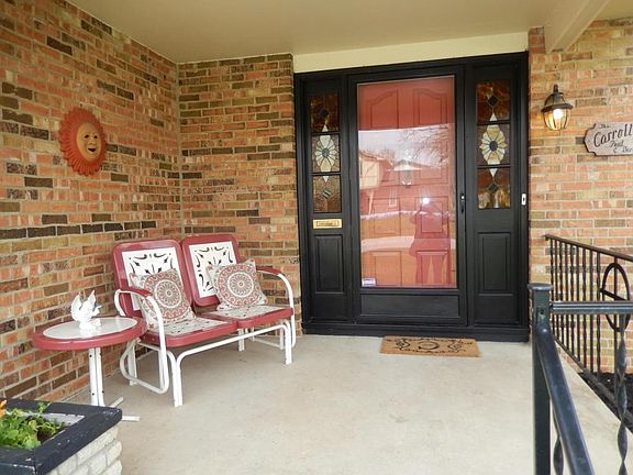 2nd image of 1775 Larkwood Pl