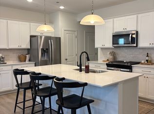 1731 Hauer Trl, Shakopee, MN 55379