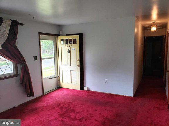 3rd image of 3911 Bishopmill Dr