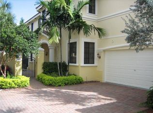 1555 Passion Vine Cir, Weston, FL 33326