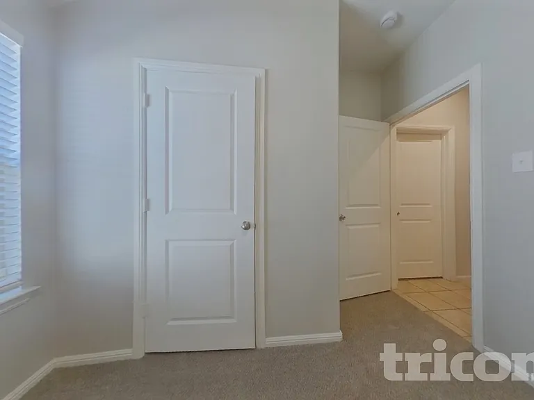 324 Foxhunter St — Photo 11