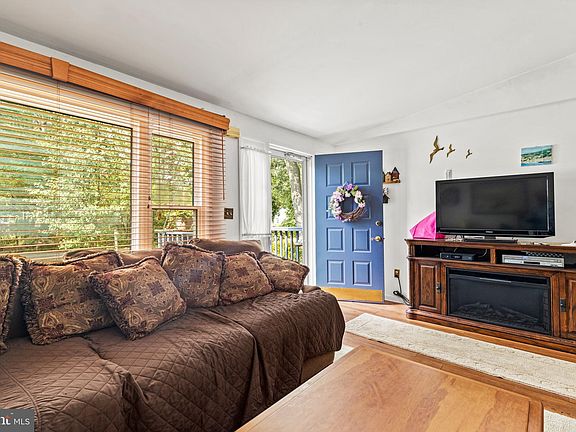 5th image of 4933 Bonniewood Dr