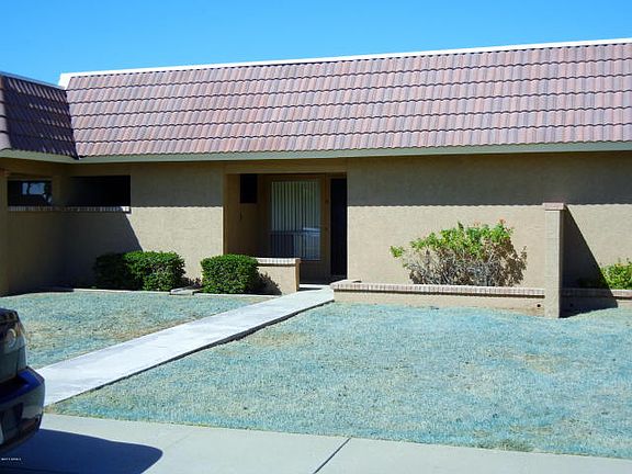 3rd image of 408 W Pontiac Dr Unit 3