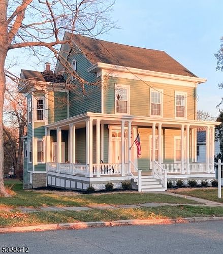1st image of 15 Linwood Ave