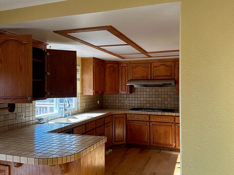 140 Travalini Ct — Photo 11