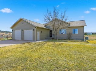 19111 Remuda Dr, Belle Fourche, SD 57717