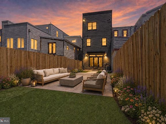 3rd image of 1210 E Fletcher St Lot 1
