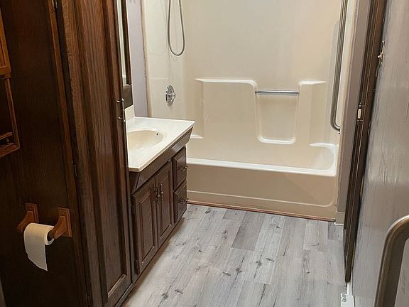 5th image of 325 W Caracas Ave APT 3