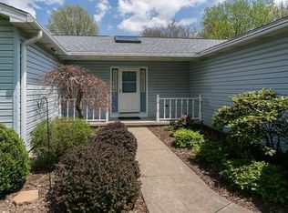 1943 Manchester Rd, Erie, PA 16505