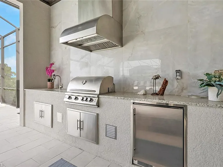 17314 Blue Sapphire Dr — Photo 30