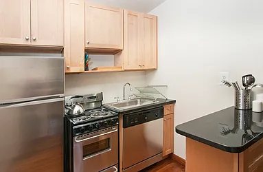 Rented by Azulay Group