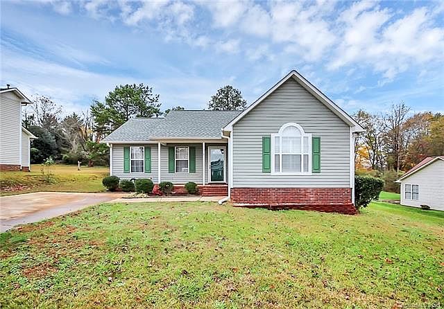 1st image of 121 Brookshire Dr