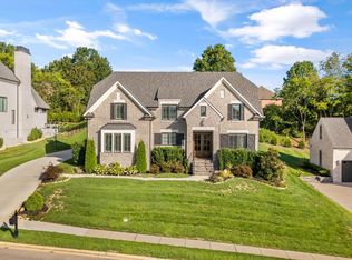 527 Larksong Dr, Farragut, TN 37934