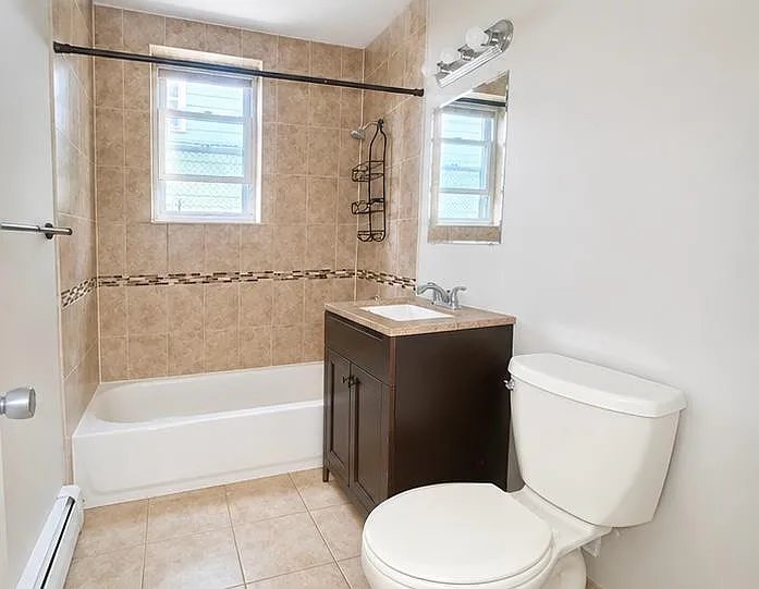 Studio, 600 sqft, $1,500 — Photo 2