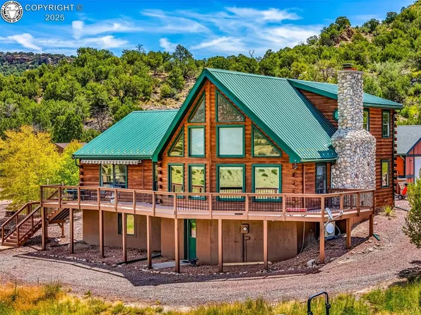 844 Rimrock Ter, Penrose, CO 81240