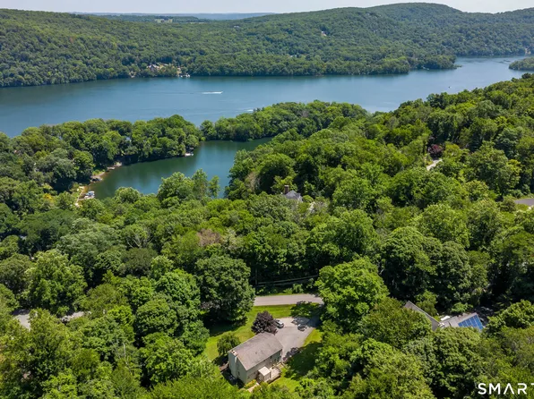 19 Candleview Drive, Sherman, CT 06784