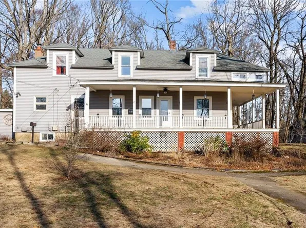 47 Hebert St, West Warwick, RI 02893