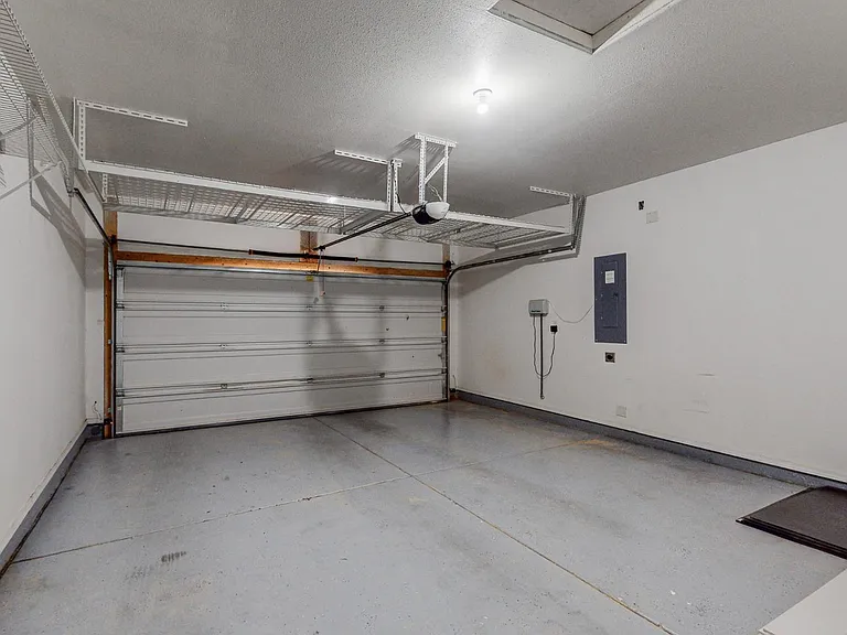 8323 Mock Heather Rd NW — Photo 32