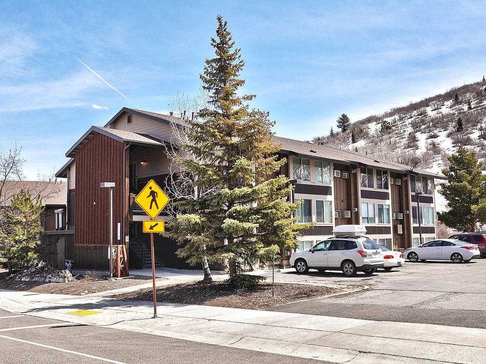 1st image of 2015 Prospector Ave #130
