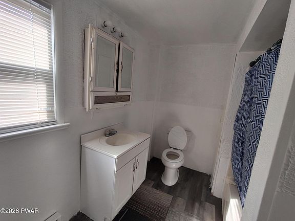 4th image of 504 Avenue I