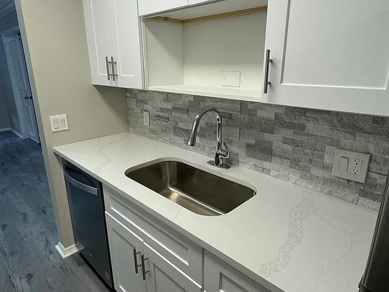 2305 N Congress Ave #22 — Photo 2