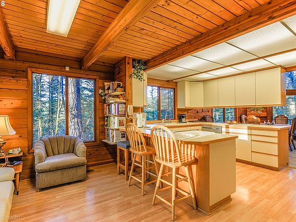 4th image of 31803 NE 270th St